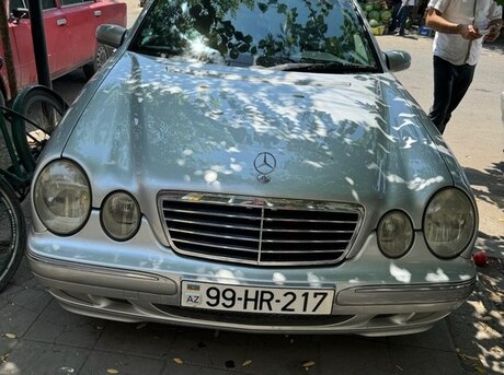 Mercedes E 240 2000