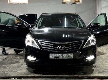 Hyundai Azera 2012