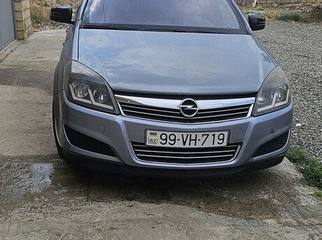 Opel Astra 2009
