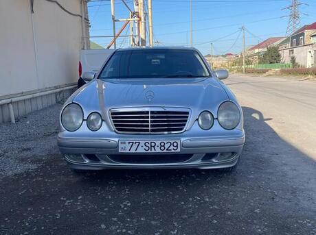 Mercedes E 240 1999