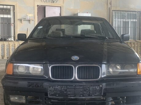 BMW 320 1993