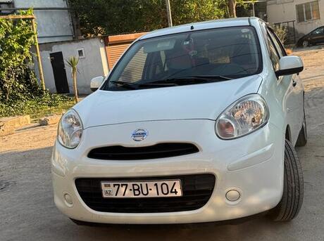 Nissan March 2012