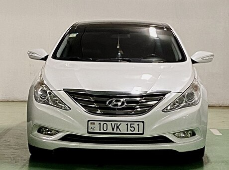 Hyundai Sonata 2010