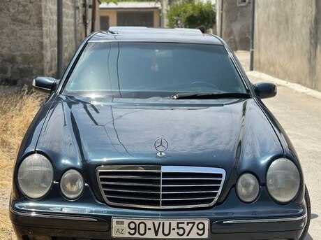 Mercedes E 270 2000