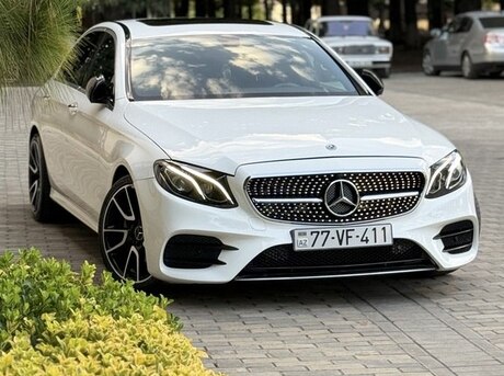 Mercedes E 300