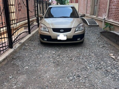 Kia Rio 2005