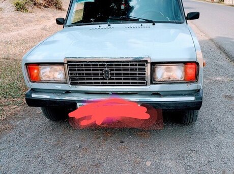 LADA (VAZ) 2107 2001