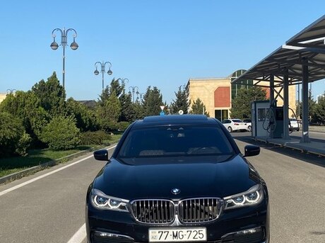 BMW 740 2017
