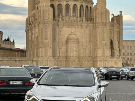 Hyundai i40 2011