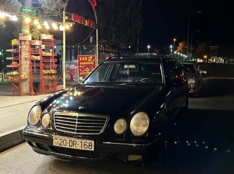 Mercedes E 240 1999