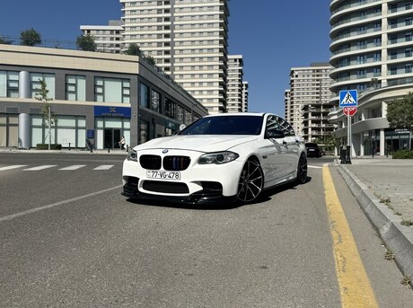 BMW 528