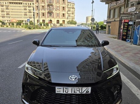 Toyota Camry 2024