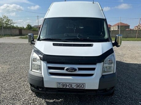 Ford Transit 2010
