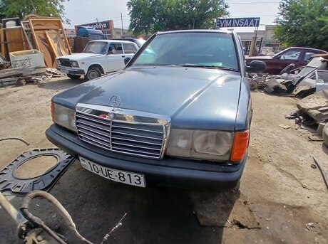 Mercedes 190 1990