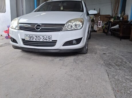 Opel Astra 2008