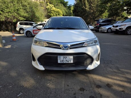 Toyota Corolla Fielder 2018