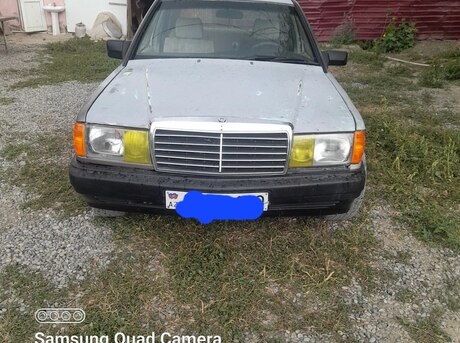Mercedes 190 1988