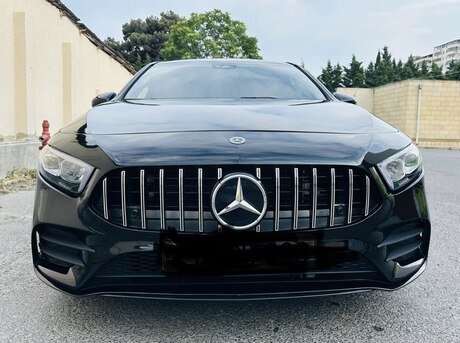 Mercedes A 250 e