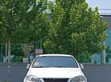 Daewoo Gentra 2014