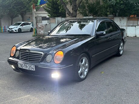 Mercedes E 320 2000