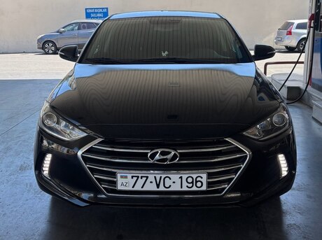 Hyundai Elantra 2016