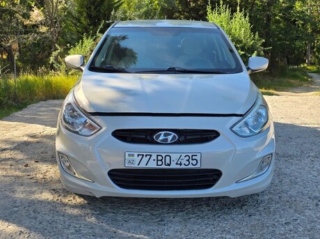 Hyundai Accent 2015