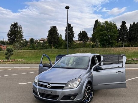 Opel Astra 2005