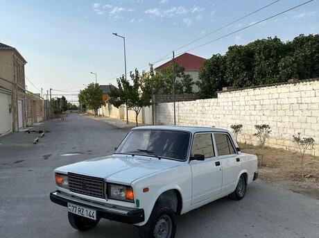 LADA (VAZ) 2107