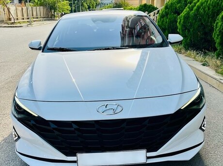 Hyundai Elantra 2021