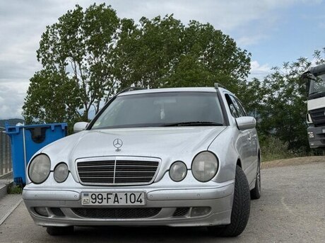 Mercedes E 220 d 2001