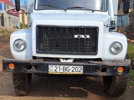 GAZ 3308 2005