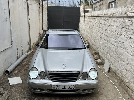 Mercedes E 320 2000