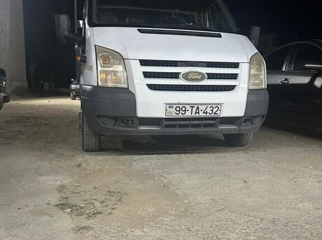 Ford Transit 2010