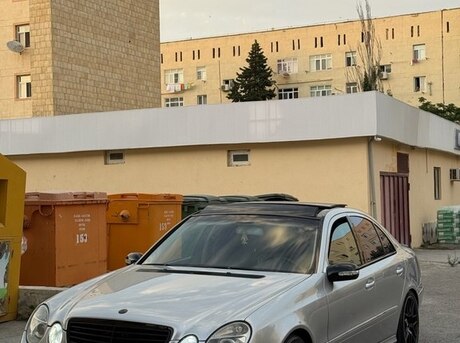 Mercedes E 320 2003