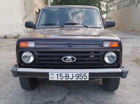 LADA (VAZ) Niva 2009