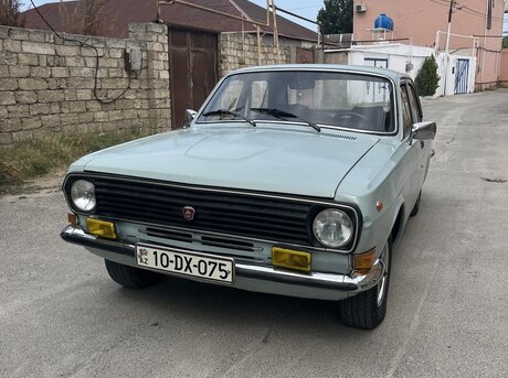 GAZ 24 1989