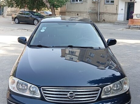 Nissan Sunny 2005