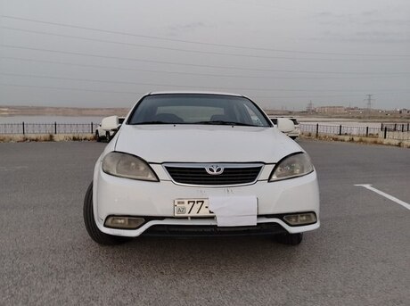 Daewoo Gentra 2014