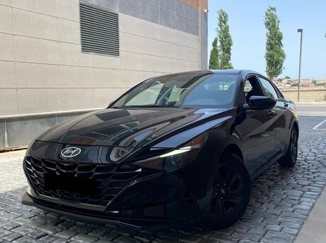 Hyundai Elantra 2021