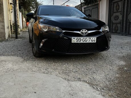 Toyota Camry 2016