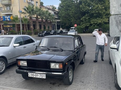 LADA (VAZ) 2107 1995