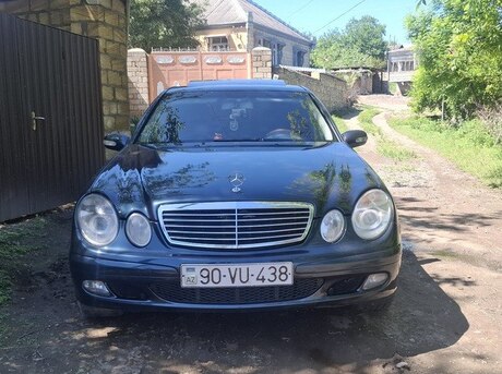 Mercedes E 220 d 2002