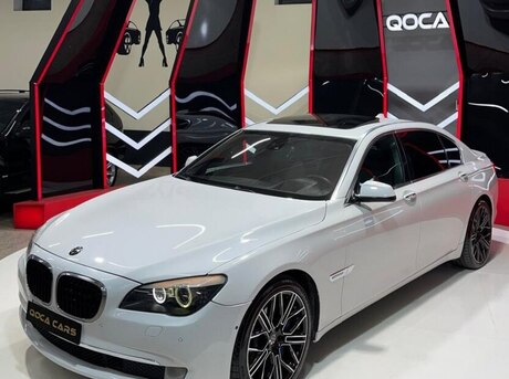 BMW 750 2009
