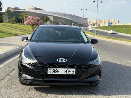 Hyundai Elantra 2021