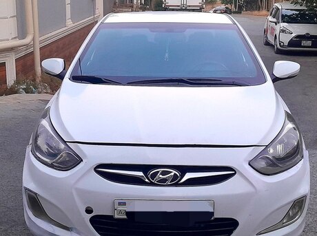 Hyundai Accent 2011