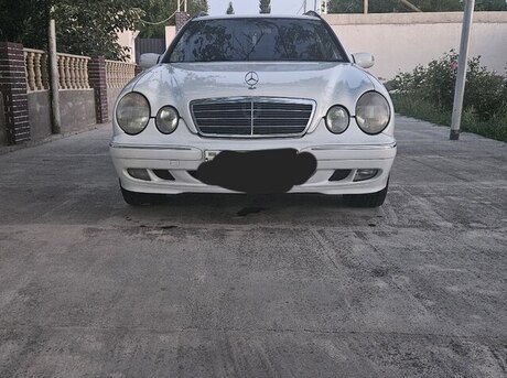 Mercedes E 220 d 2000