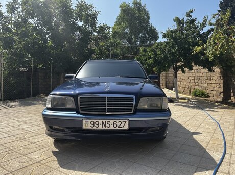 Mercedes C 180