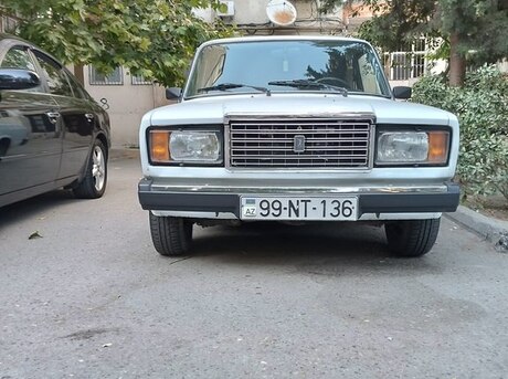 LADA (VAZ) 2107 2005