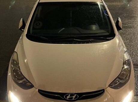 Hyundai Elantra 2013