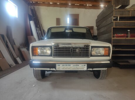 LADA (VAZ) 2107 2005
